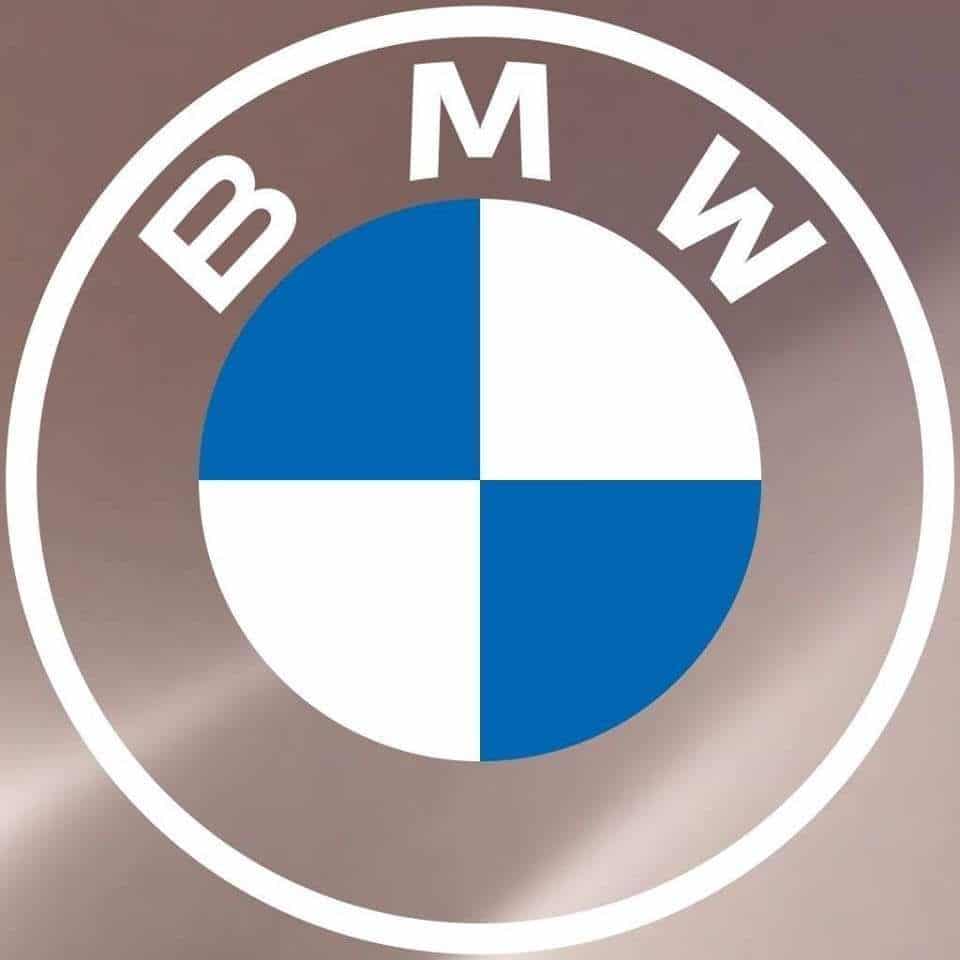 Nouveau logo BMW : déjà dépassé ?