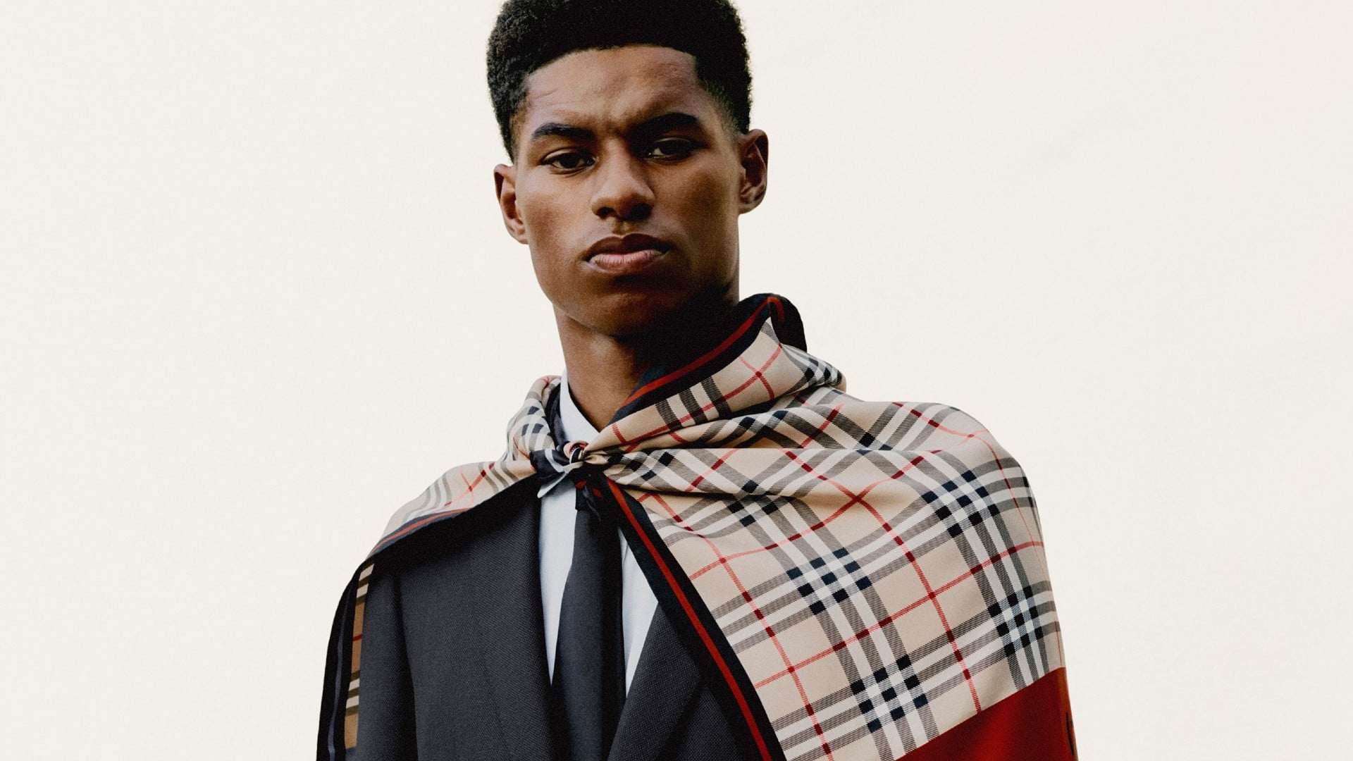 China Rebound Put Burberry Back on Growth Track in Q4 – WWD