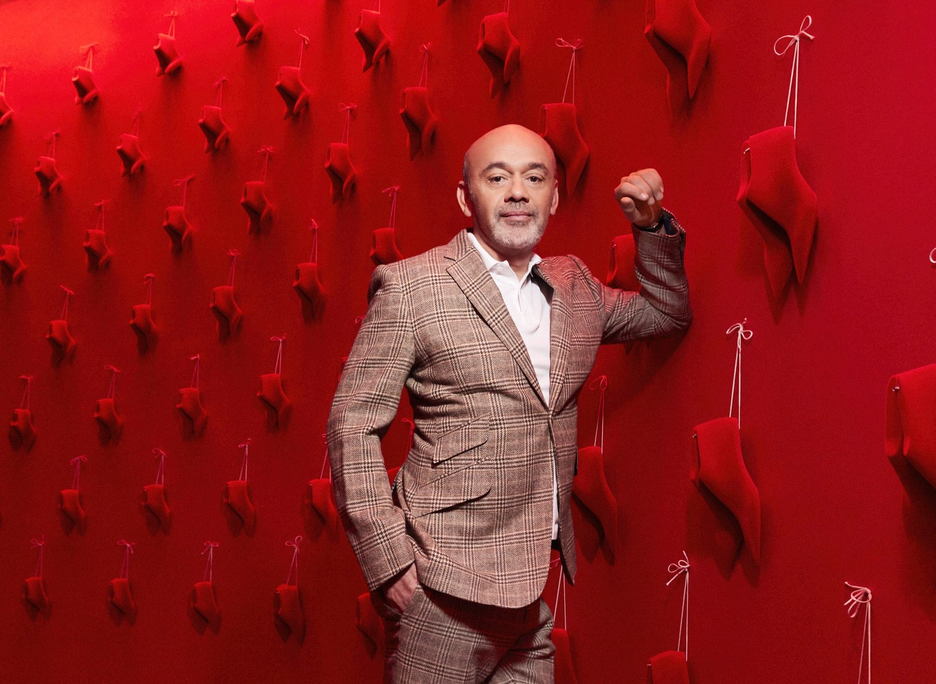 Christian 2025 louboutin lvmh