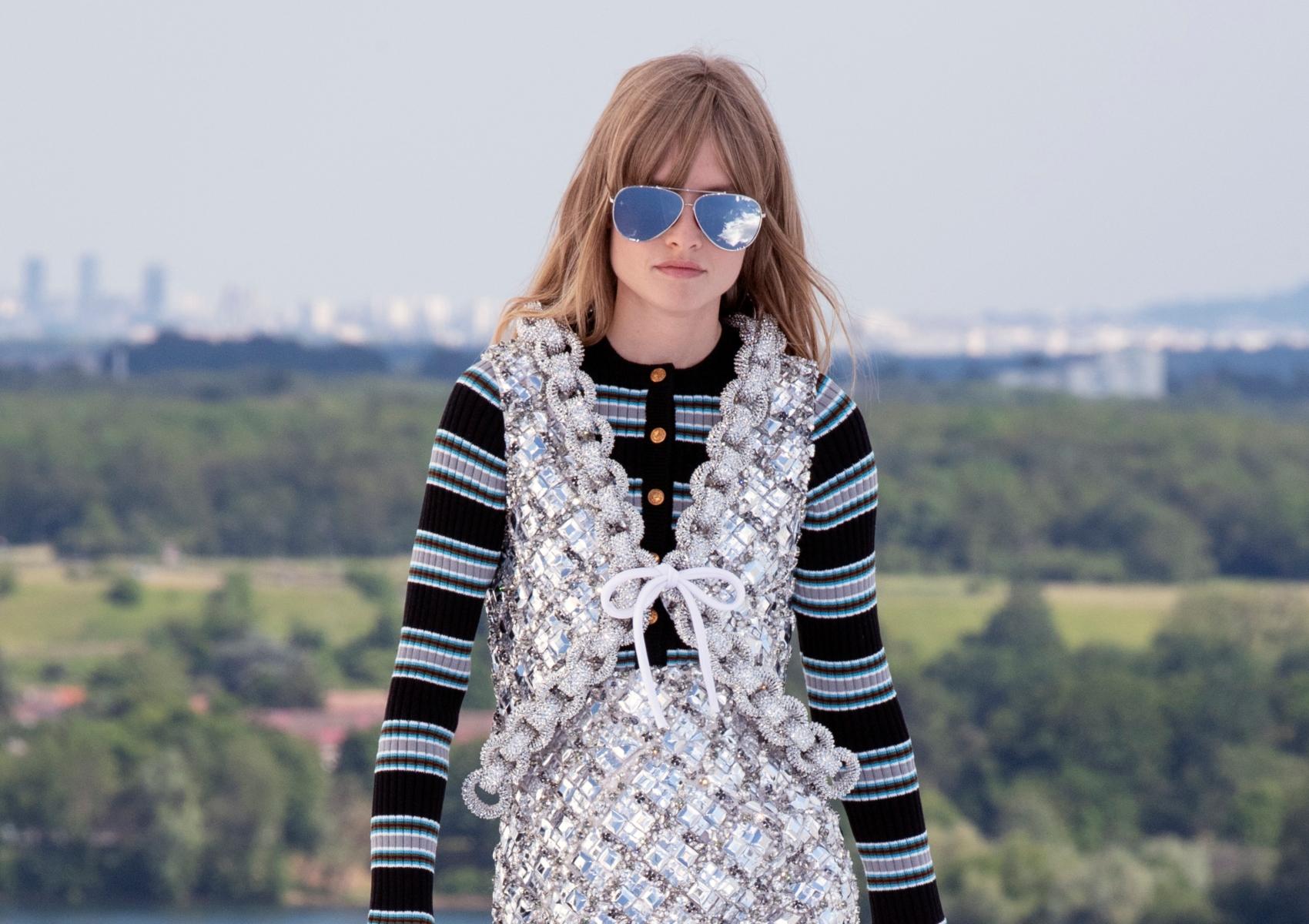 Louis Vuitton bets on geometry in its Cruise collection
