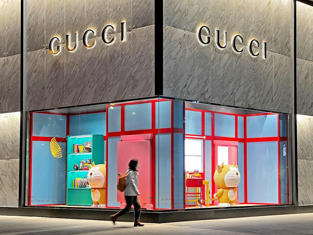 gucci virtual shopping