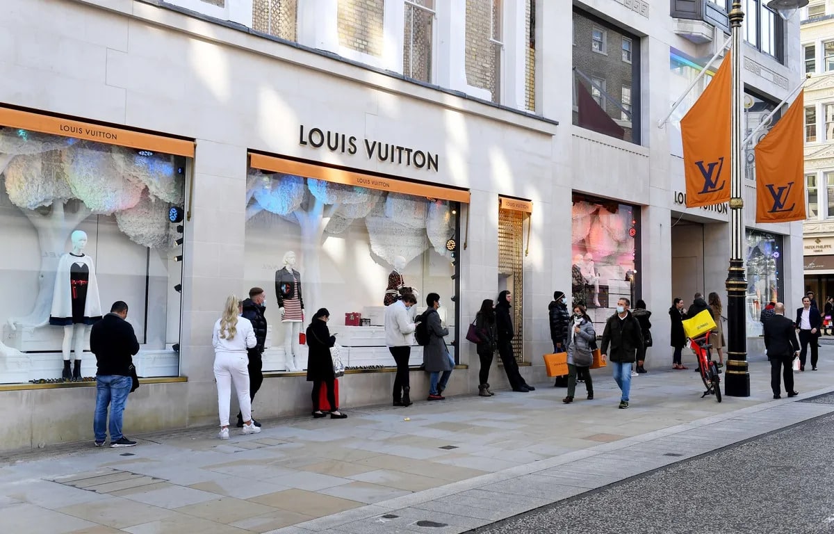 Louis Vuitton, New Bond Street in 2023