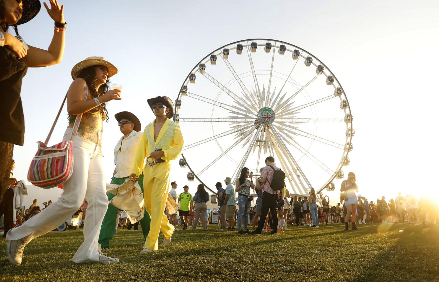 louis vuitton costume lv festival rave  Coachella outfit, Rave outfits,  Fashion