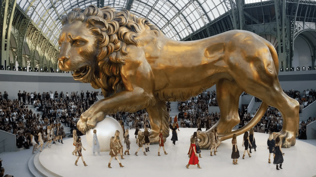 Chanel Défilé Grand Palais Karl Lagerfeld