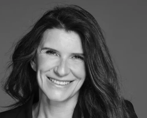 Delphine Viguier Hovasse Damon Baker