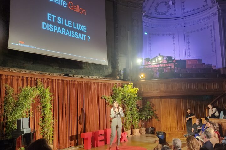 Claire Gallon au TedxPantheonSorbonne autour du sujet et si le luxe disparaissait