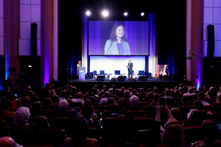 Delphine Neumeister @ SLF 2024 © Romuald Meigneux pour l'Alliance France Cuir (300) min