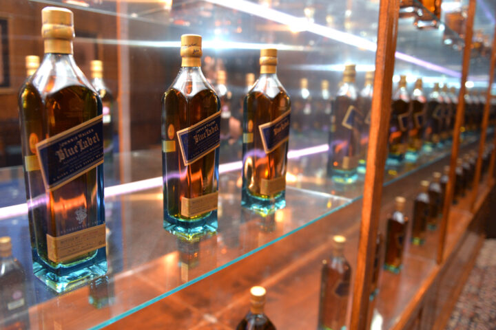 JOHNNIE WALKER BLUE LABEL Presents SYMPHONY IN BLUE Whisky Nightcap