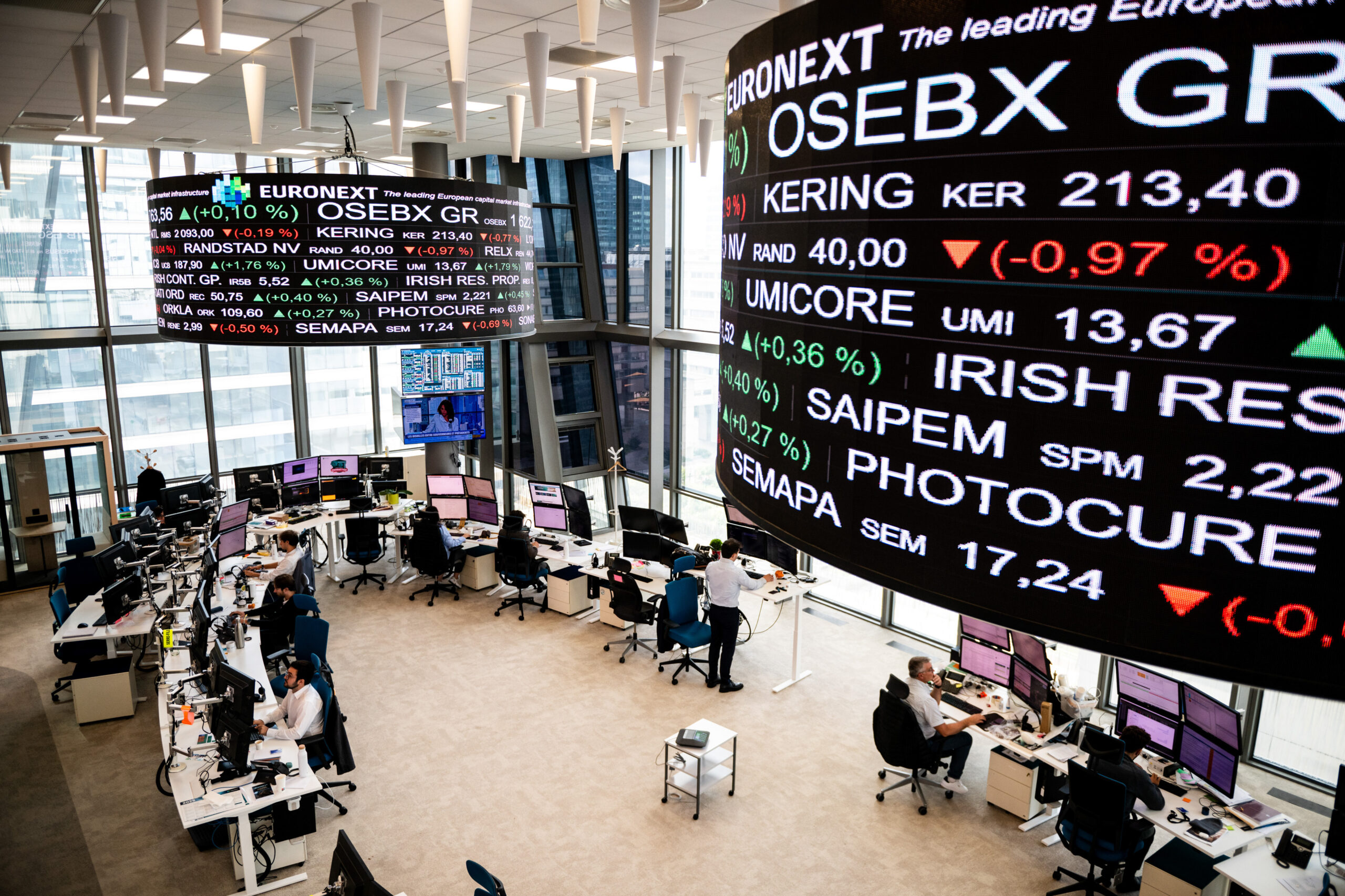 French Economy as Euro Area Sustains Modest Growth