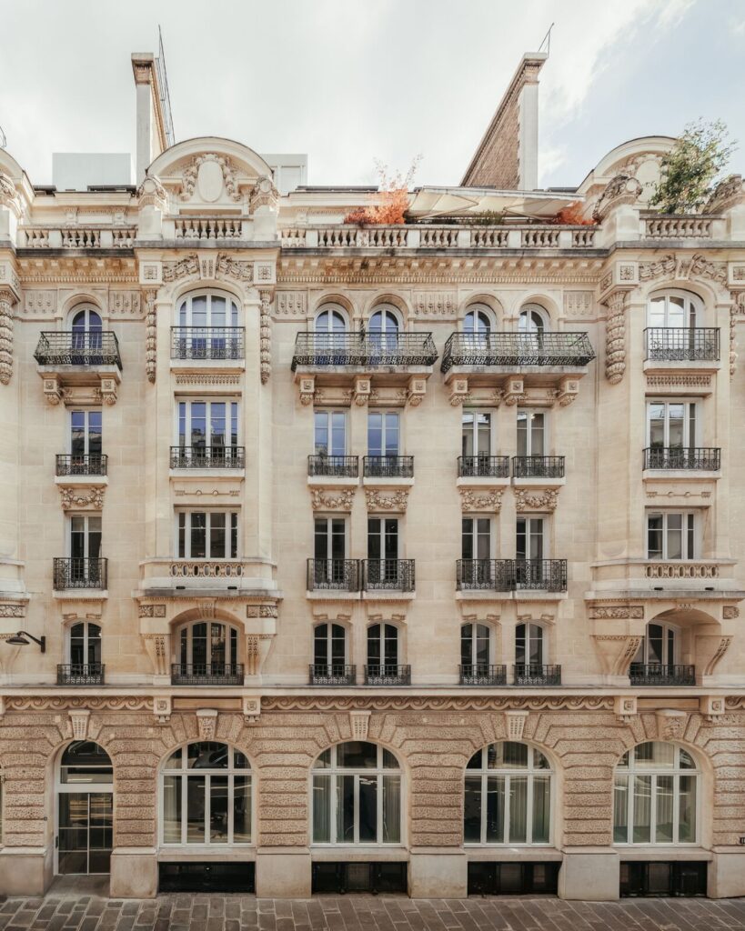 Estée Lauder Maison Parfums 2
