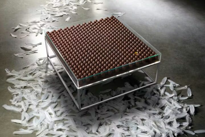 Pierre Hermé table
