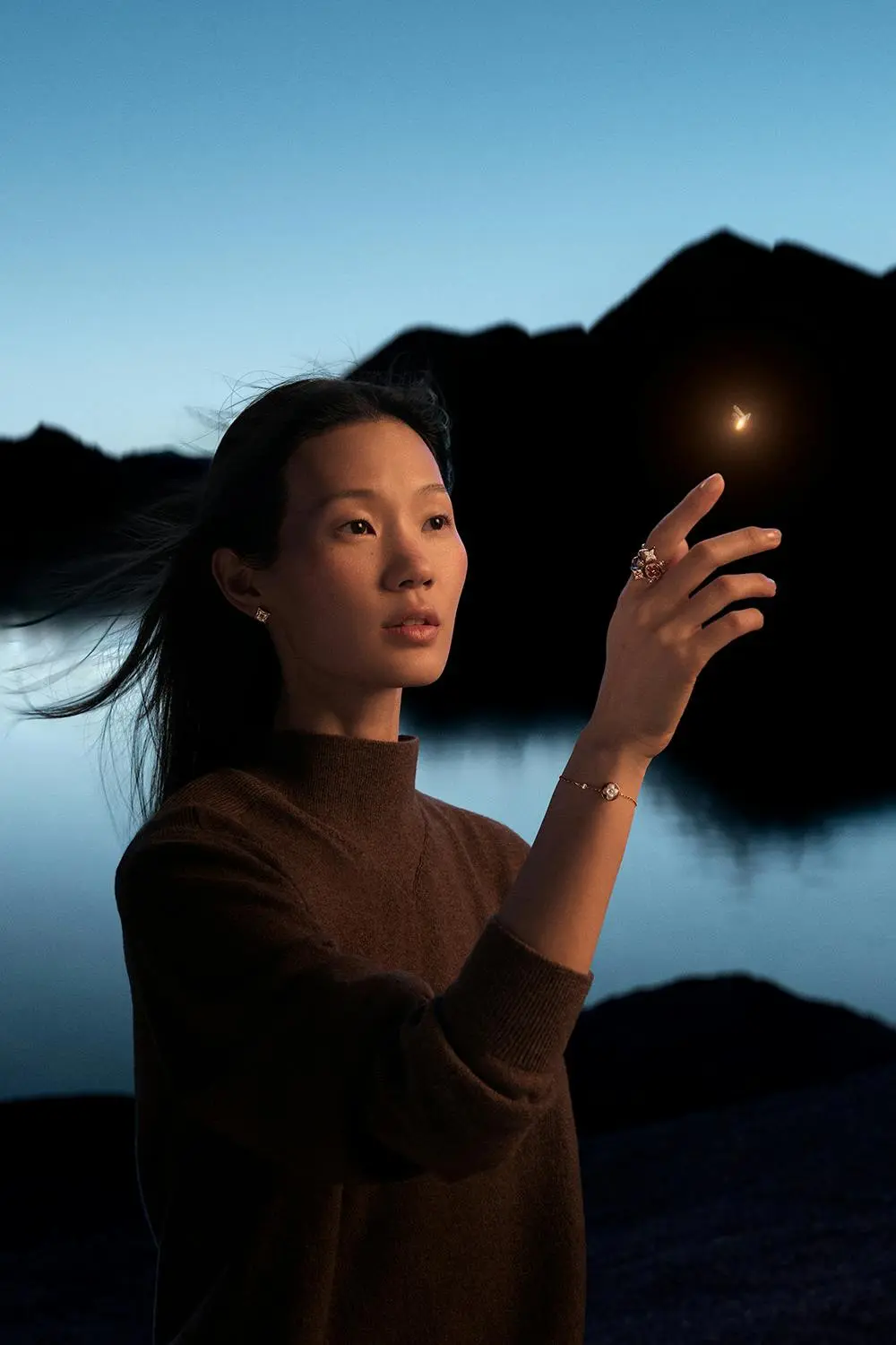 1762692091 louis vuitton holiday 2025 campaign 14 jonas lindstroem