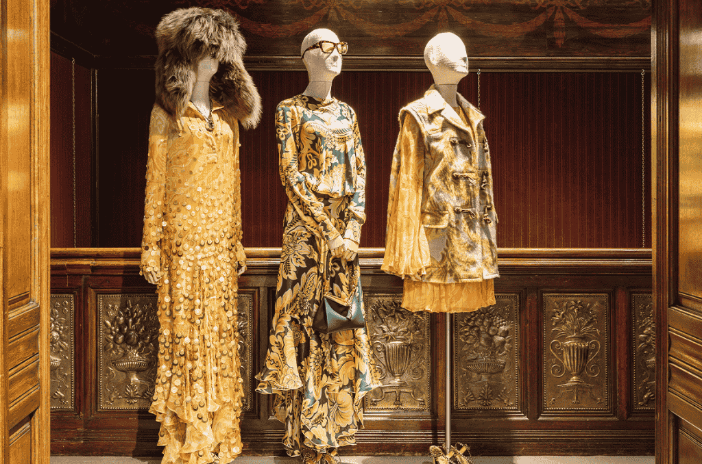 Etro fashion mannequin LuxusPlus Scaled