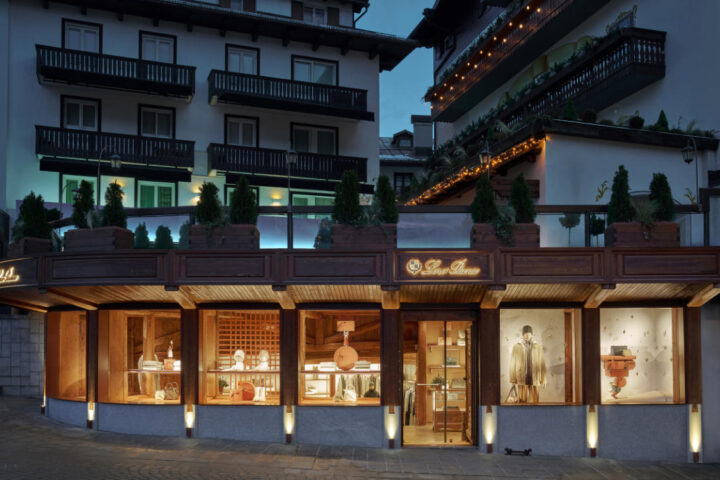 loro Piana Cortina Store