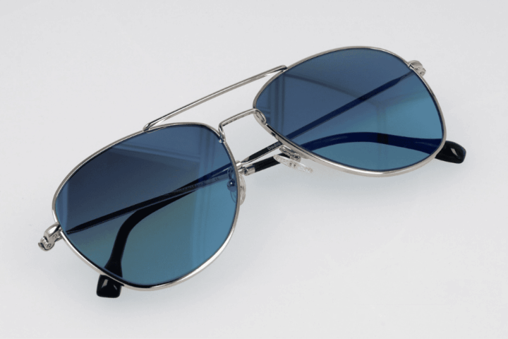 Henry Jullien Eyewear Emmanuel Macron LuxusPlus Scaled