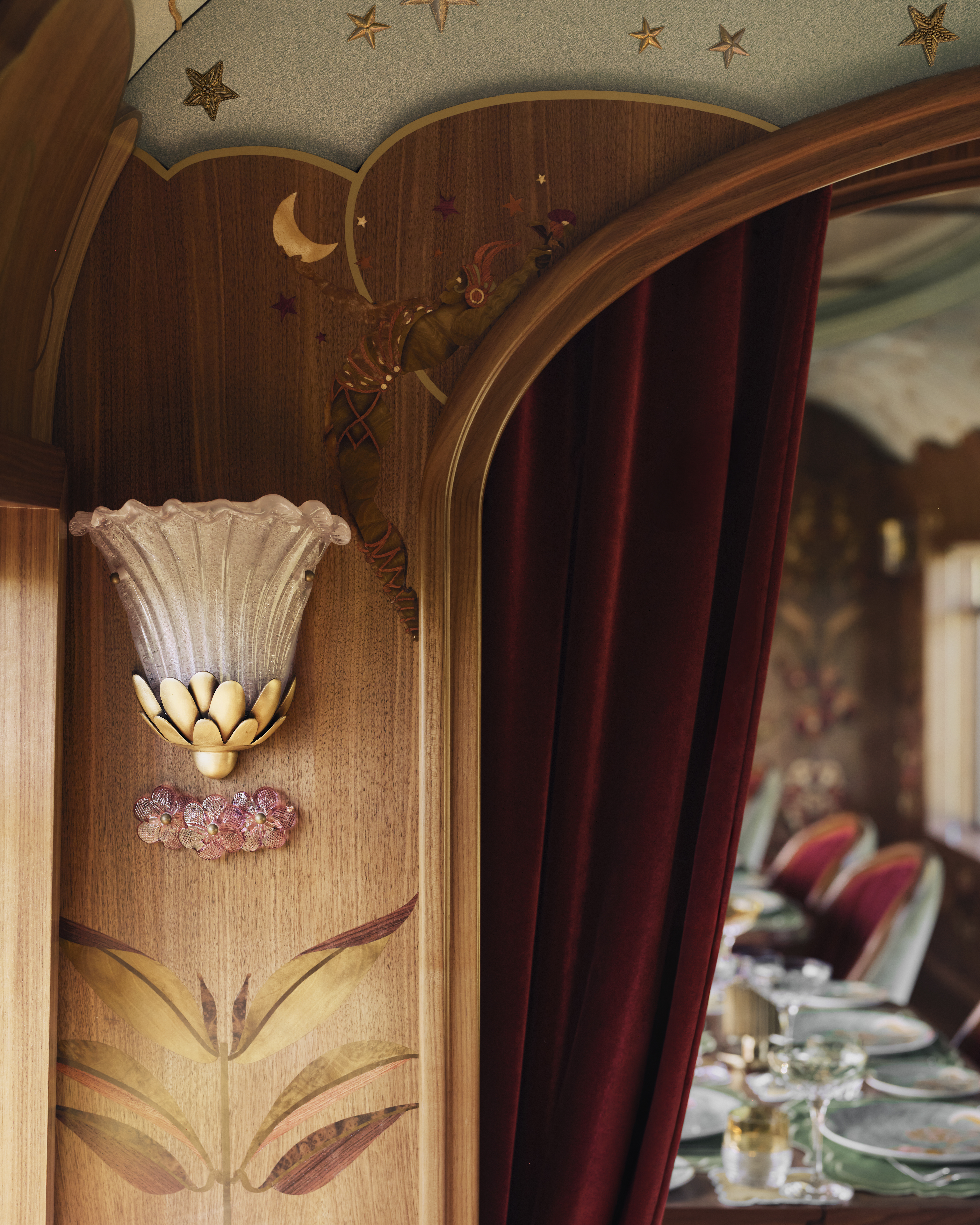 Celia Dining View Aboard British Pullman A Belmond Train England Credit Ludovic Balay jpg