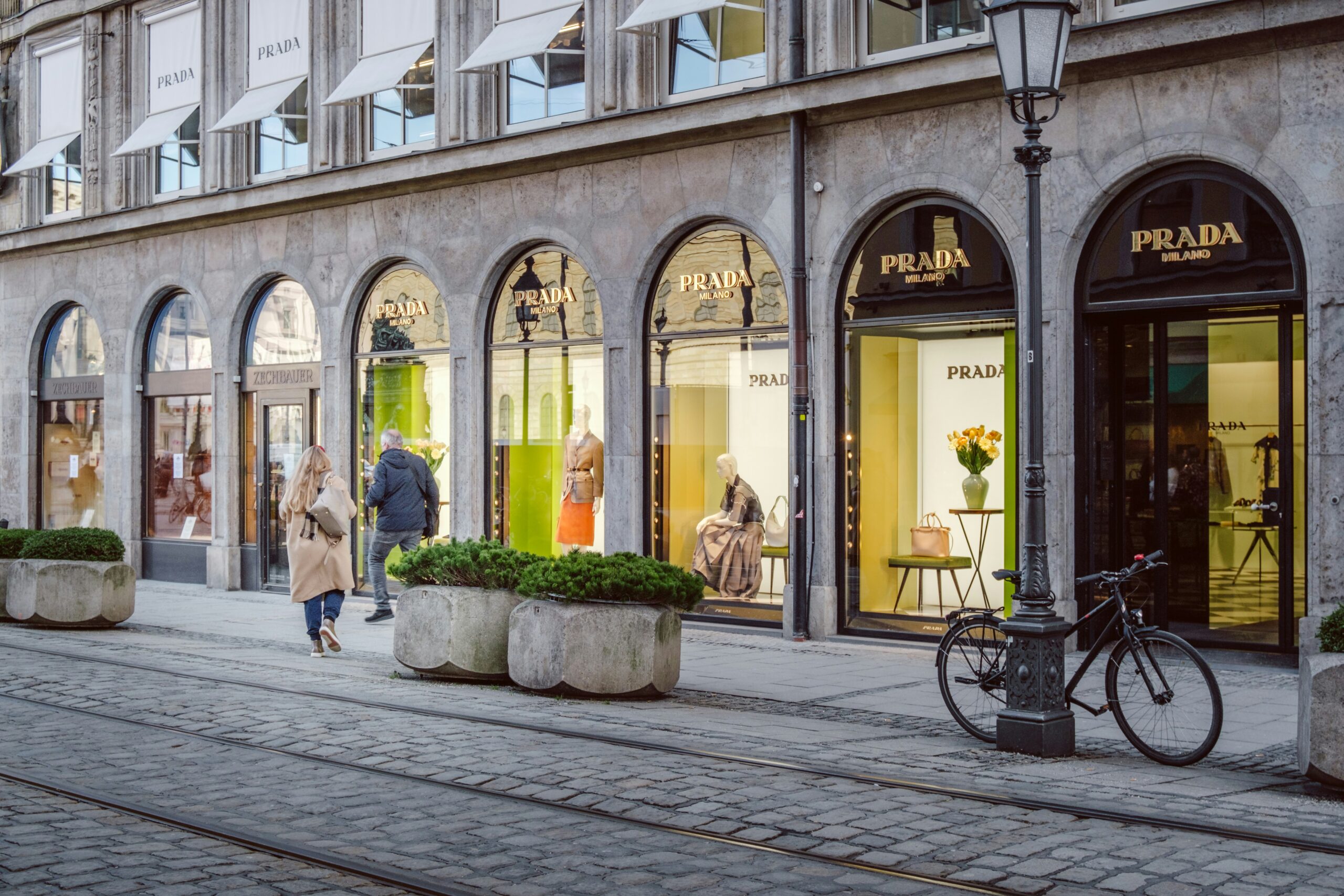 yves cedric schulze 5tnGKU2T3pE unsplash (2)