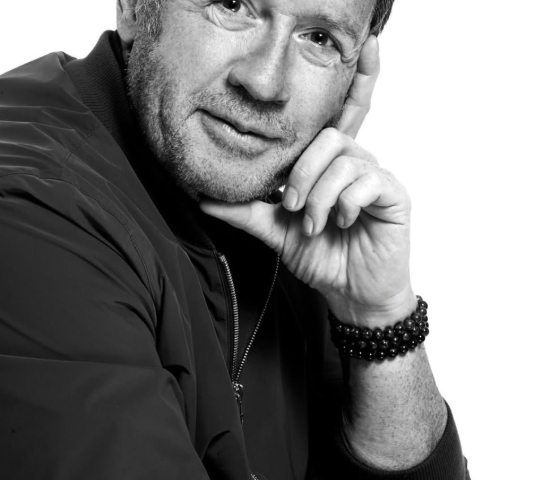 François Bennahmias, A&E Magazine